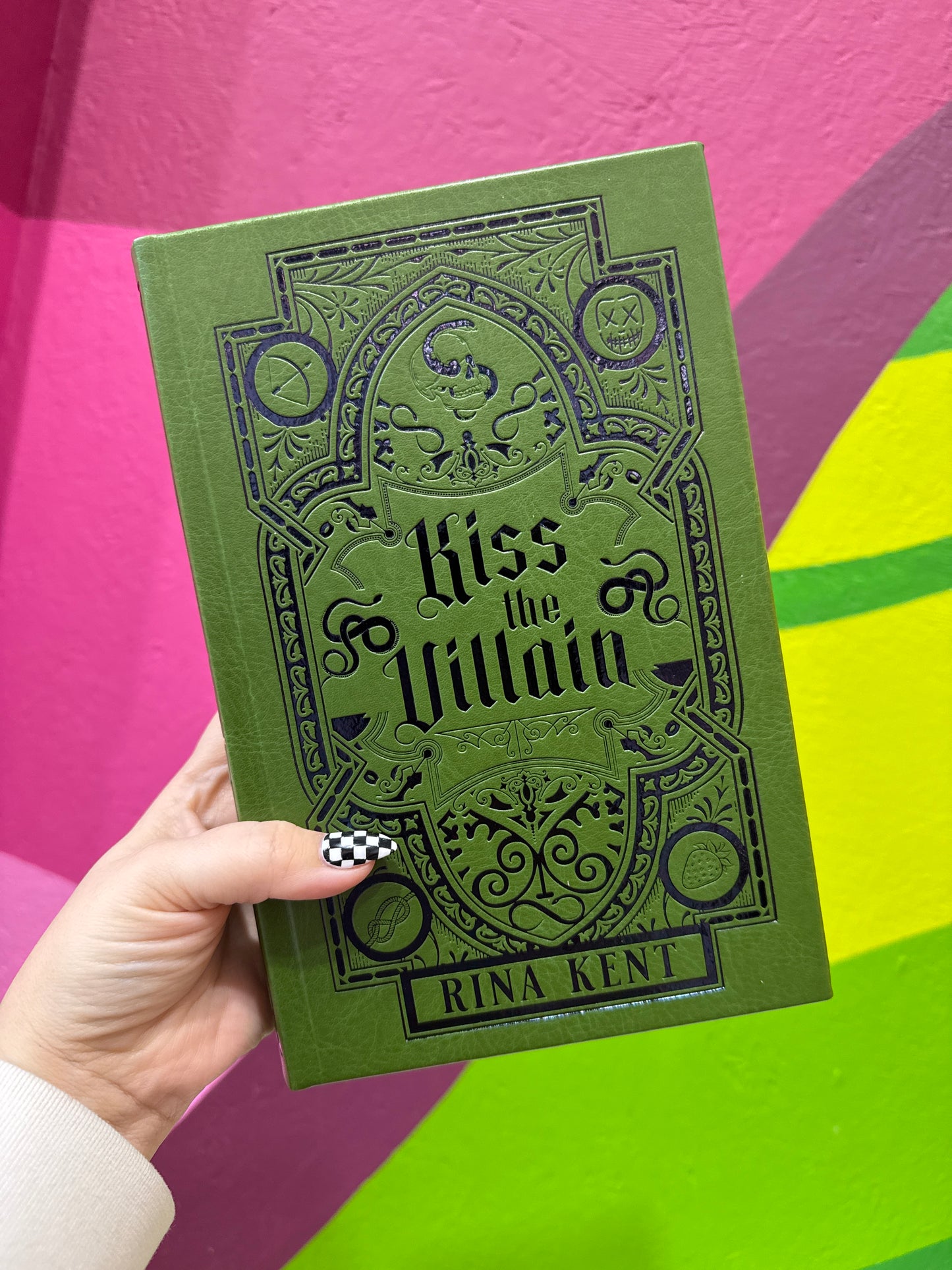 Kiss the Villain by Rina Kent (Baddies Edition, Signed)